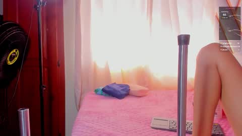 Snapshot of isa_kolins chatting on February 5, 7:29 pm isa_kolins online show from February 5, 7:29 pm