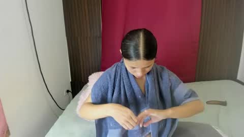 Snapshot of isa_lan03 chatting on June 21, 1:52 am isa_lan03 online show from June 21, 1:52 am