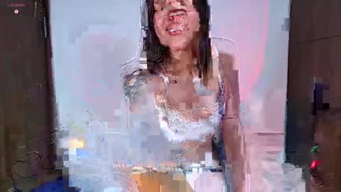 Snapshot of isa_laurentt chatting on May 12, 12:30 am Isabella Laurentt online show from May 12, 12:30 am