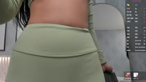 Snapshot of isa_little4u chatting on June 16, 10:18 am online show from June 16, 10:18 am