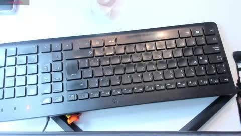 Snapshot of isa_thompson__ chatting on April 27, 11:58 pm I S A online show from April 27, 11:58 pm
