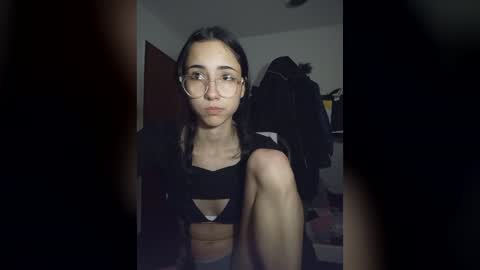 isaaabelaaa online show from June 11, 2:59 pm