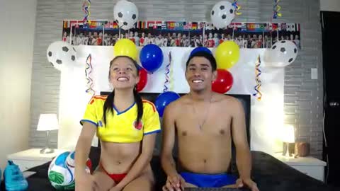 Snapshot of isaak_salomee chatting on June 17, 12:29 pm isaak_salomee online show from June 17, 12:29 pm