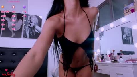 Snapshot of isabel_bailey chatting on July 30, 11:26 pm isabel online show from July 30, 11:26 pm
