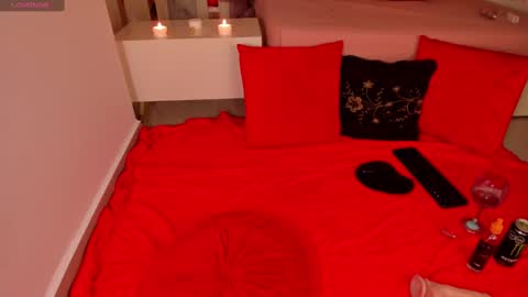 Isabel online show from March 9, 5:22 am