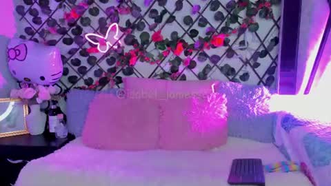 Snapshot of isabel_jamess chatting on June 11, 12:08 am Isa online show from June 11, 12:08 am