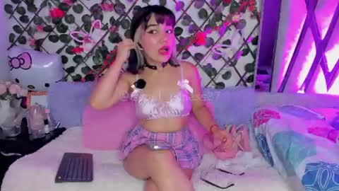 Snapshot of isabel_jamess chatting on July 14, 12:57 am Isa online show from July 14, 12:57 am