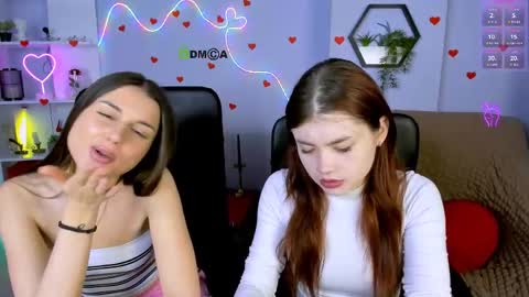 Snapshot of isabel_wave chatting on May 3, 7:09 pm isabel online show from May 3, 7:09 pm