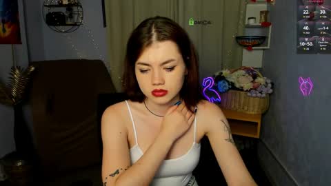 Snapshot of isabel_wave chatting on May 7, 7:19 pm isabel online show from May 7, 7:19 pm
