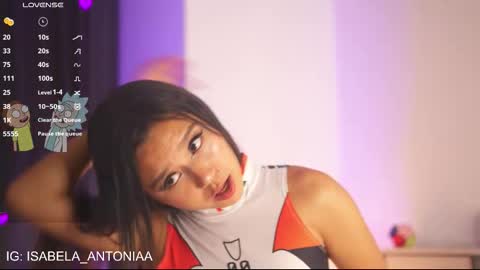 Snapshot of isabela_antonia_ chatting on September 27, 11:59 am online show from September 27, 11:59 am