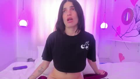 Snapshot of isabela_fiorelli chatting on February 7, 3:08 pm isabela_fiorelli online show from February 7, 3:08 pm