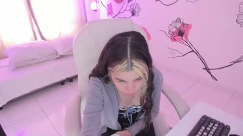 Snapshot of isabela_fiorelli chatting on September 16, 1:45 pm isabela_fiorelli online show from September 16, 1:45 pm