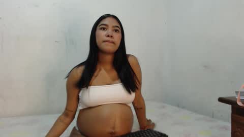 isabela_kity online show from March 3, 6:52 am