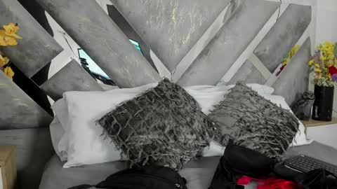 Mommy Isa online show from April 1, 6:03 am