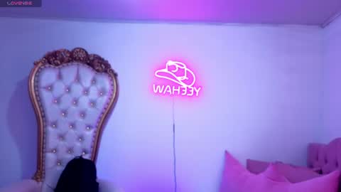 Snapshot of isabela_tay chatting on June 19, 11:36 am ISABELA online show from June 19, 11:36 am