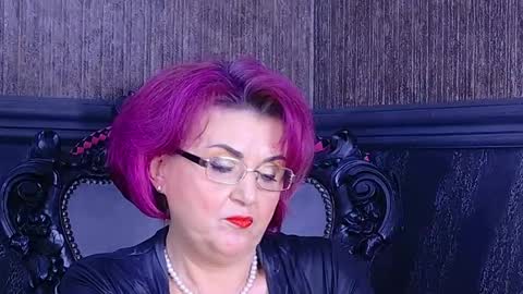 Snapshot of isabelaconte chatting on April 21, 3:02 am Isabella Conte online show from April 21, 3:02 am
