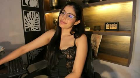 isabelastefano online show from March 16, 3:23 am