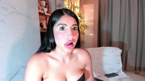 Snapshot of isabelastefano chatting on July 2, 3:17 am isabelastefano online show from July 2, 3:17 am