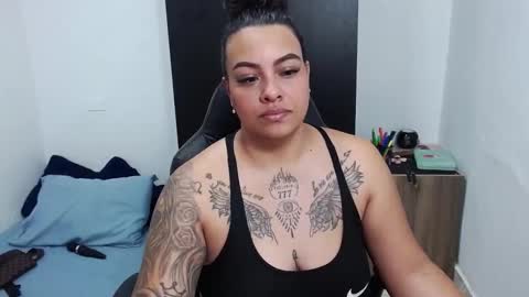  estefania online show from January 22, 11:01 am