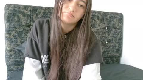 Isabella Nowa online show from June 28, 12:00 pm