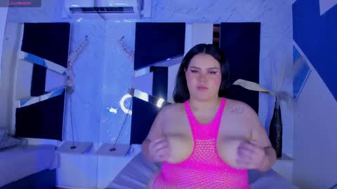 Snapshot of isabellabellanova chatting on September 13, 1:00 pm isabellabellanova online show from September 13, 1:00 pm