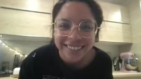 isabellaelizabeth online show from March 14, 3:28 pm