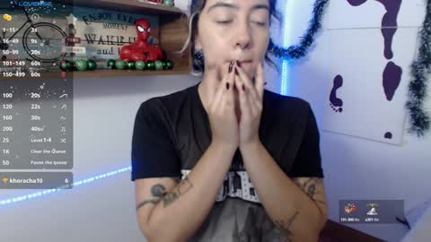 Snapshot of isabellakoff chatting on December 14, 11:18 am Tati - online show from December 14, 11:18 am