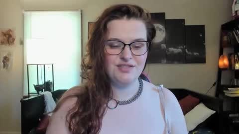Snapshot of isabellamariedarcy chatting on May 4, 6:26 pm isabellamariedarcy online show from May 4, 6:26 pm