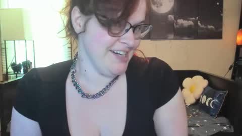 Snapshot of isabellamariedarcy chatting on June 4, 6:47 pm isabellamariedarcy online show from June 4, 6:47 pm