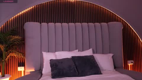 Isa  online show from March 15, 4:29 am