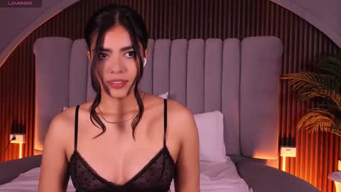 Isa  online show from March 27, 3:23 am