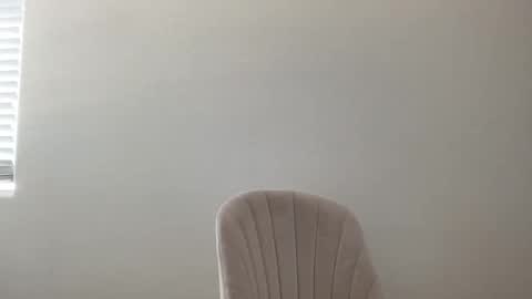 Snapshot of isabellekinsley chatting on October 29, 10:00 pm isabellekinsley online show from October 29, 10:00 pm