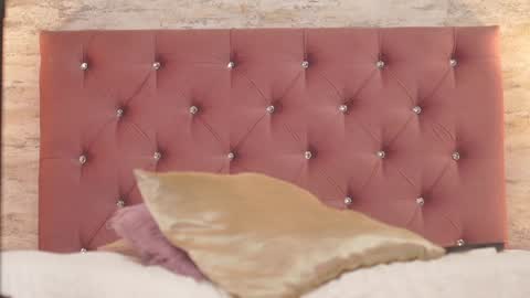 Snapshot of isabellmendez_ chatting on January 15, 10:35 pm IsabellMendez online show from January 15, 10:35 pm