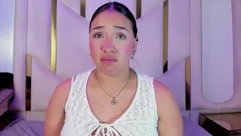 isabellrodriguez18 online show from March 26, 3:34 am