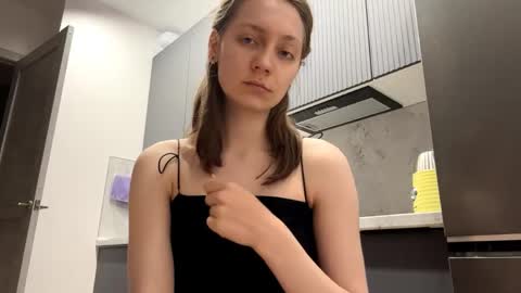 Snapshot of isabelvonseeger chatting on April 29, 5:30 pm I am Maxine ntmu online show from April 29, 5:30 pm