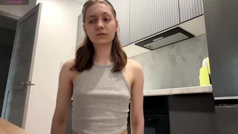 Snapshot of isabelvonseeger chatting on April 30, 1:50 pm I am Maxine ntmu online show from April 30, 1:50 pm