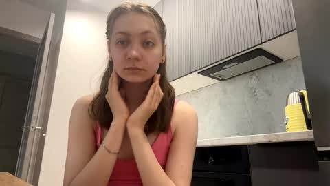 Snapshot of isabelvonseeger chatting on May 13, 7:50 am I am Maxine ntmu online show from May 13, 7:50 am