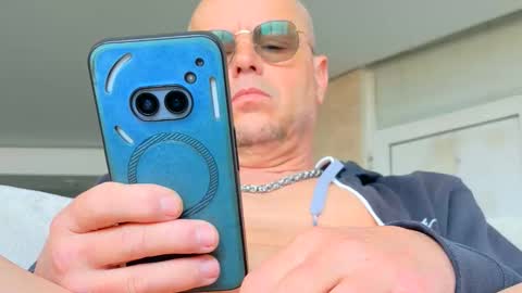 Snapshot of isanin chatting on May 2, 12:54 pm isanin online show from May 2, 12:54 pm