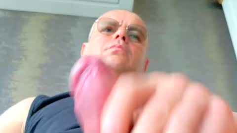 Snapshot of isanin chatting on May 20, 5:57 am isanin online show from May 20, 5:57 am