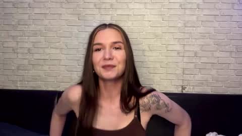 Snapshot of isarayner chatting on May 30, 7:11 pm Vita online show from May 30, 7:11 pm