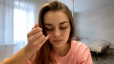 Issa online show from March 4, 8:09 am