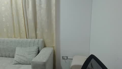 Emma online show from April 21, 3:13 am