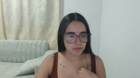 Snapshot of isemma chatting on April 27, 2:20 am Emma online show from April 27, 2:20 am