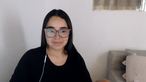 Snapshot of isemma chatting on June 23, 10:19 pm Emma online show from June 23, 10:19 pm
