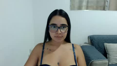 Snapshot of isemma chatting on June 29, 1:12 am Emma online show from June 29, 1:12 am