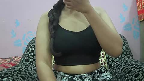 ishika_singh_ online show from April 22, 1:41 am