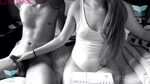 Snapshot of isis_alan chatting on November 4, 3:33 pm Isis Alan online show from November 4, 3:33 pm