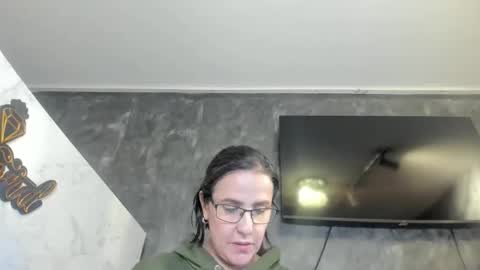 Isis online show from February 17, 10:49 pm