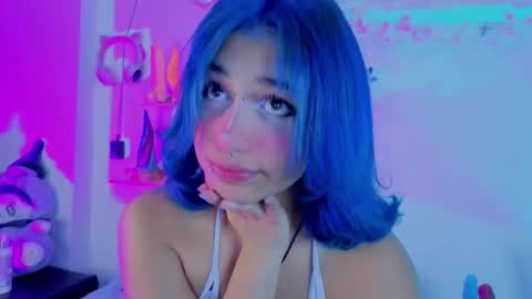 Isisjones18 online show from January 8, 7:38 pm