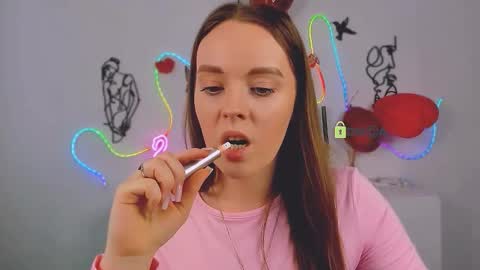 isla_dior online show from February 12, 10:21 am